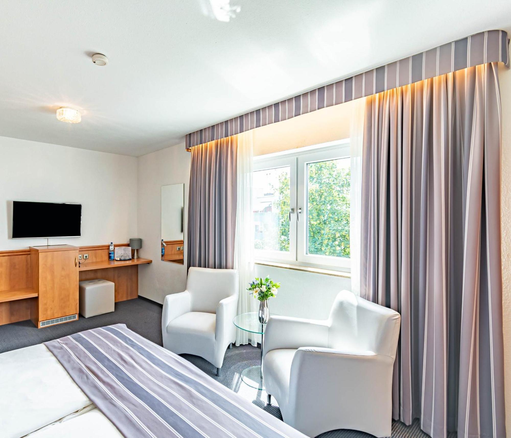 Parkhotel Sonnenberg Eltville am Rhein Luaran gambar